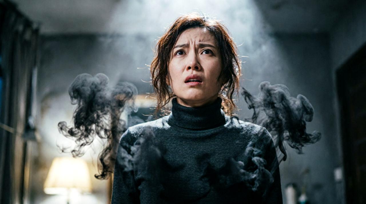 恋愛で悩み自信を失っている低身長男性のイメージ